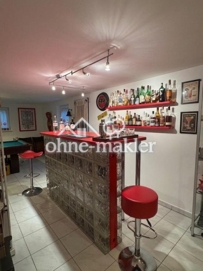 Hobbyraum Bar KG