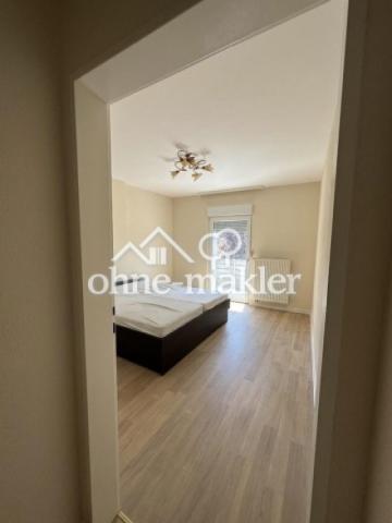 Schlafzimmer mit Balkon