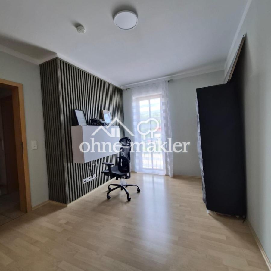 Arbeits/Gästezimmer OG
