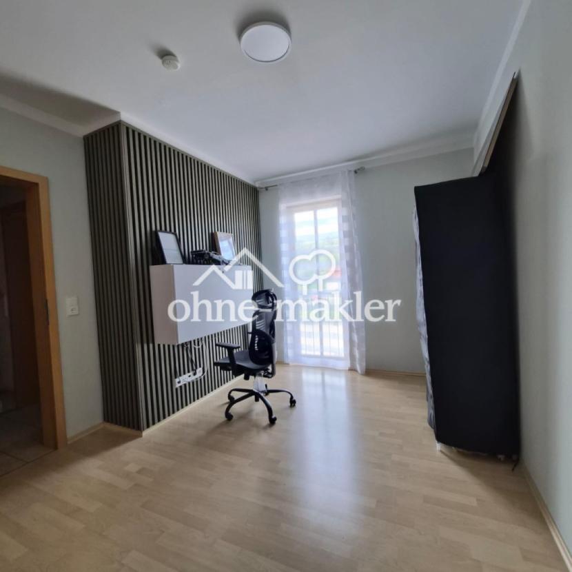 Arbeits/Gästezimmer OG
