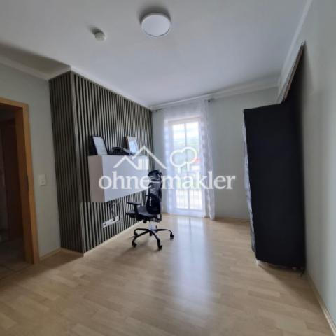 Arbeits/Gästezimmer OG