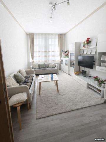KI-optimiert – WE 4 Wohnzimmer