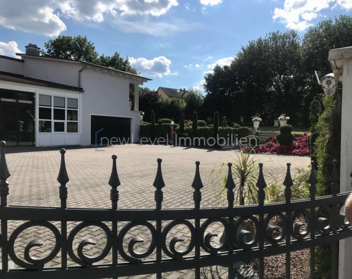 Ansicht Parken DoGa und außen