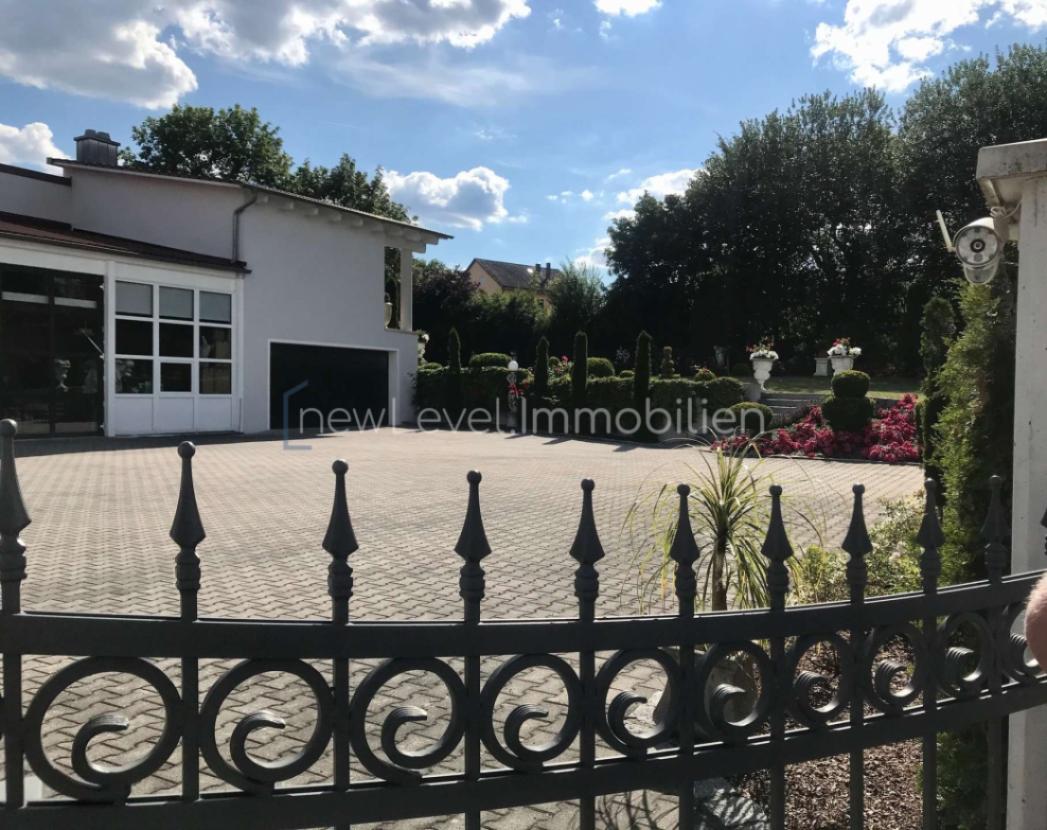 Ansicht Parken DoGa und außen