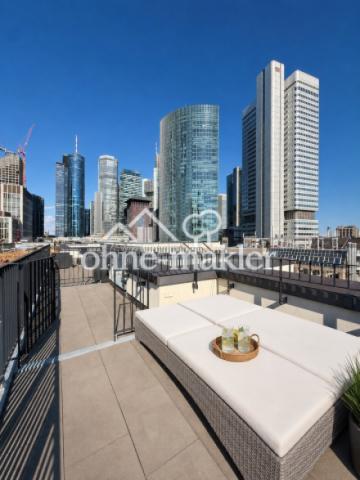 Dachterrasse mit Skyline-Blick