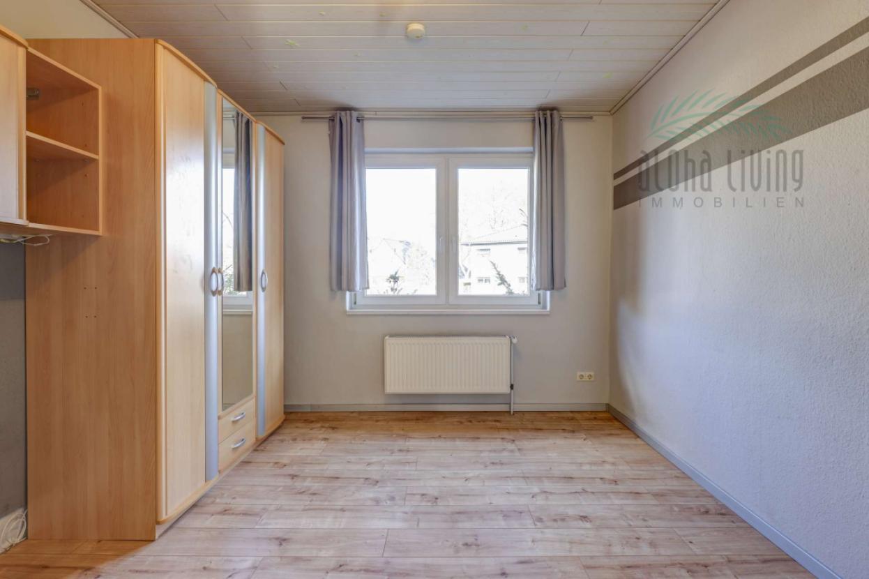 Schlafzimmer 2 (EG)