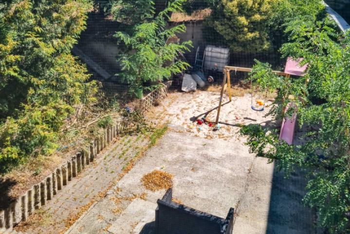 Garten hinter dem Haus