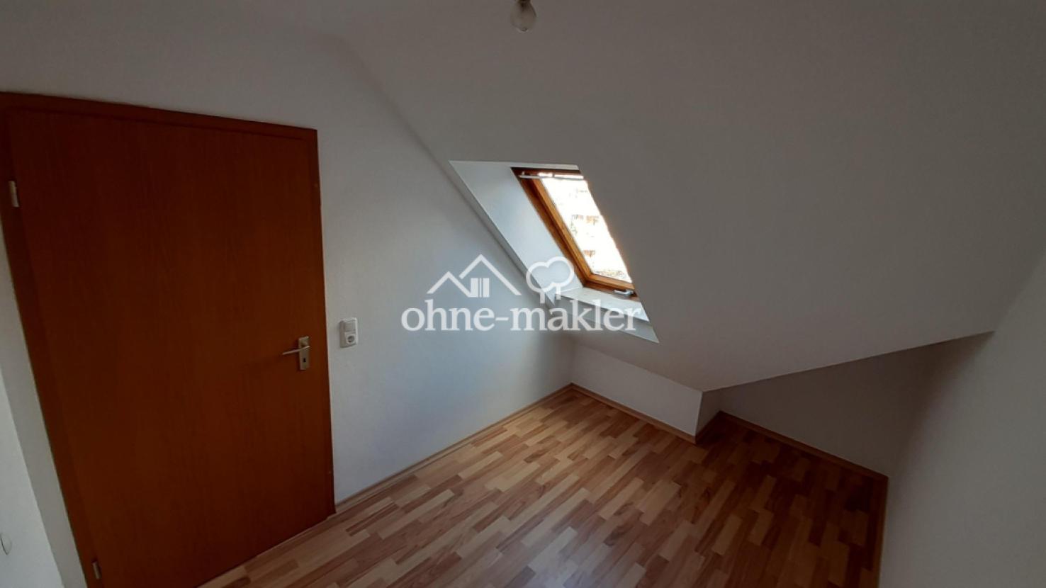 Büro/ Ankleidezimmer