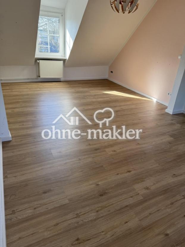 Schlaf- / Kinderzimmer / Büro