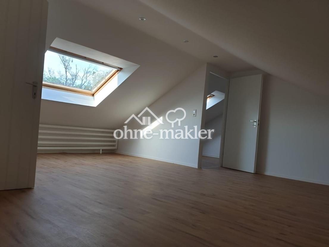 DG Schlaf- bzw. Arbeitszimmer