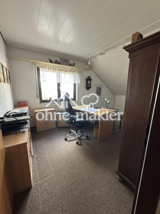 Kinderzimmer 1/ Arbeitszimmer
