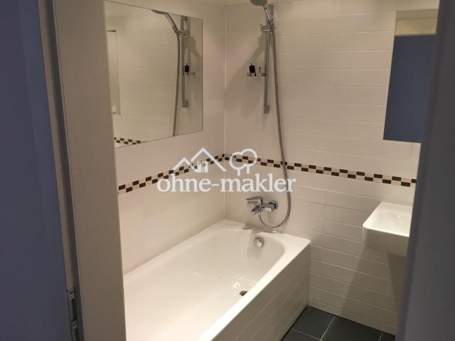Badezimmer mit Badewanne