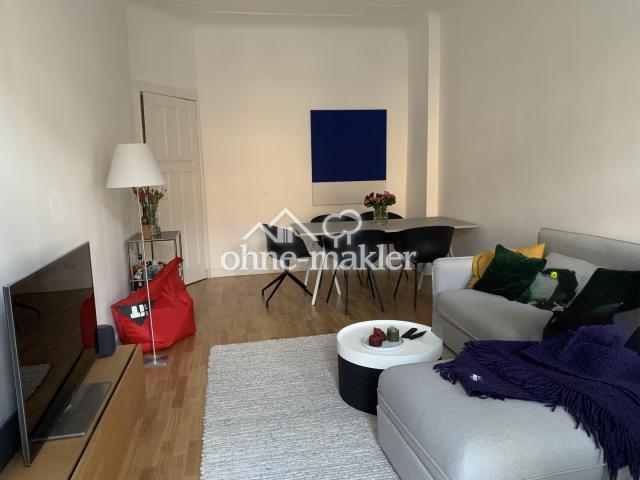 Wohnzimmer eingerichtet