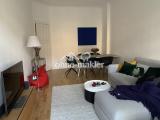 Wohnzimmer eingerichtet