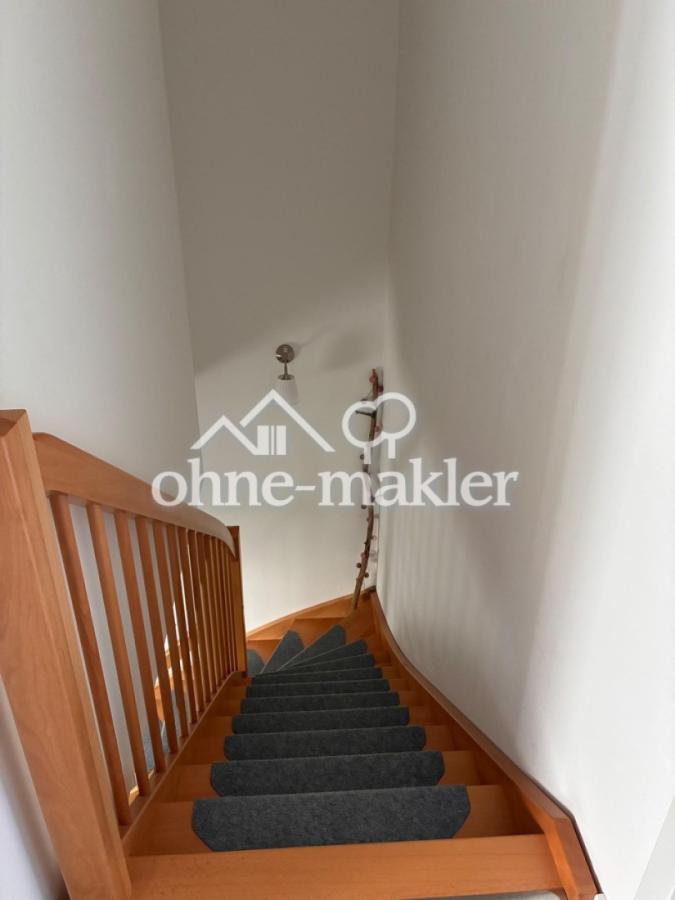 Treppe zum OG