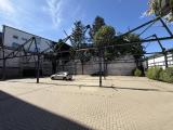 Stellplätze im Hinterhof