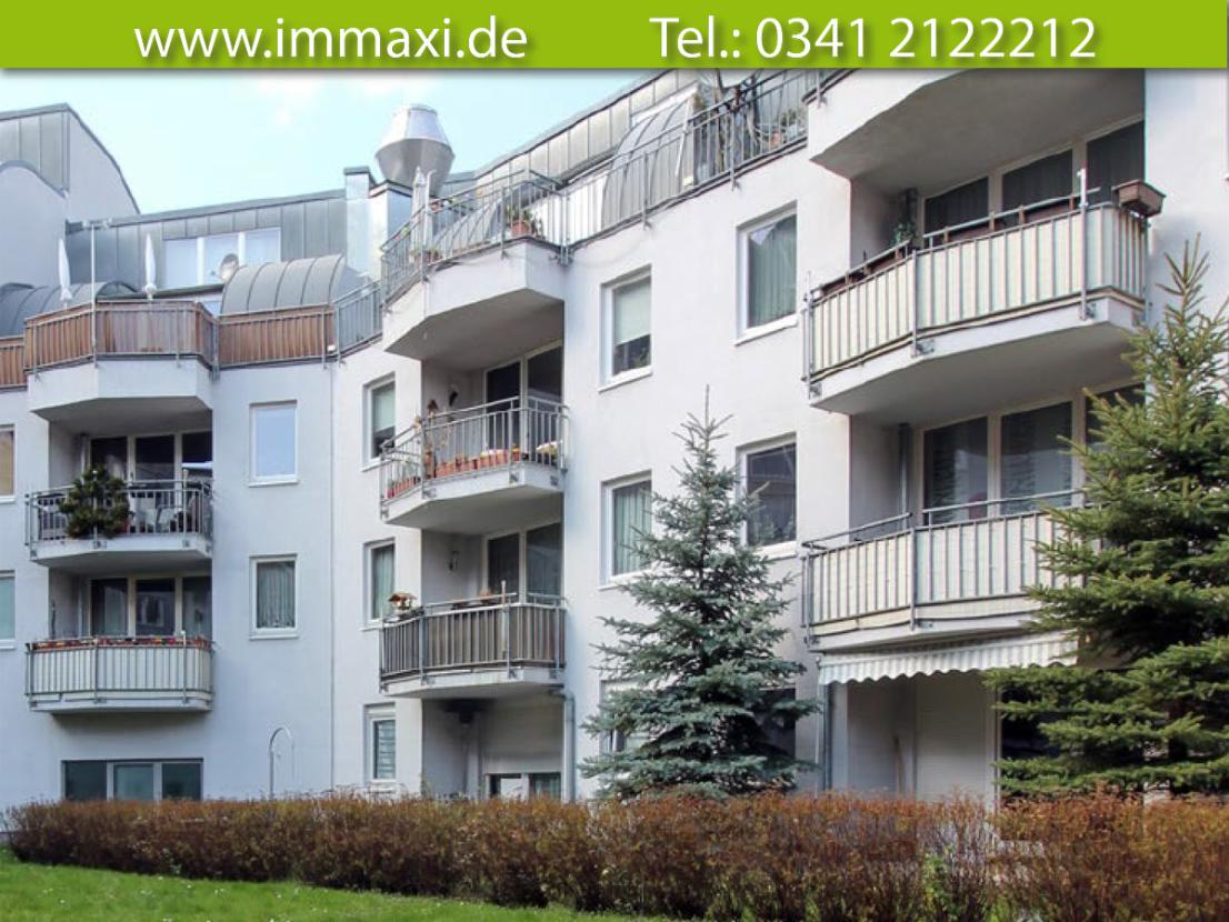Hausansicht-mit-Dachterrasse
