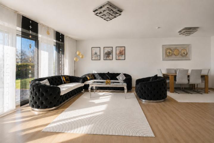 Wohnzimmer Ansicht 2