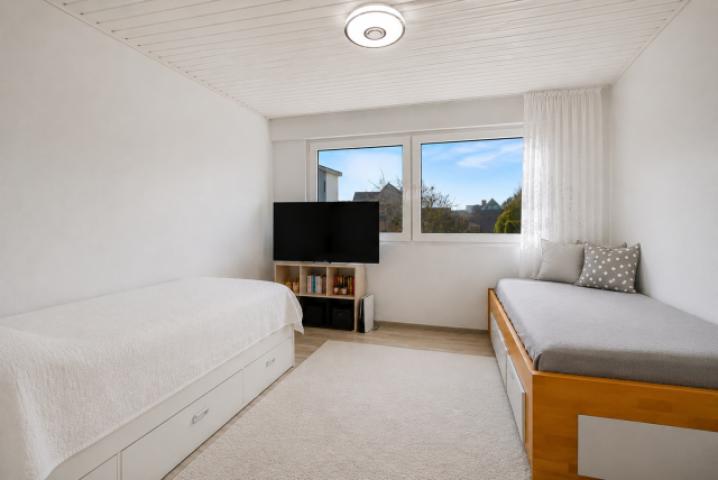 Wohn- / Schlafzimmer OG 1