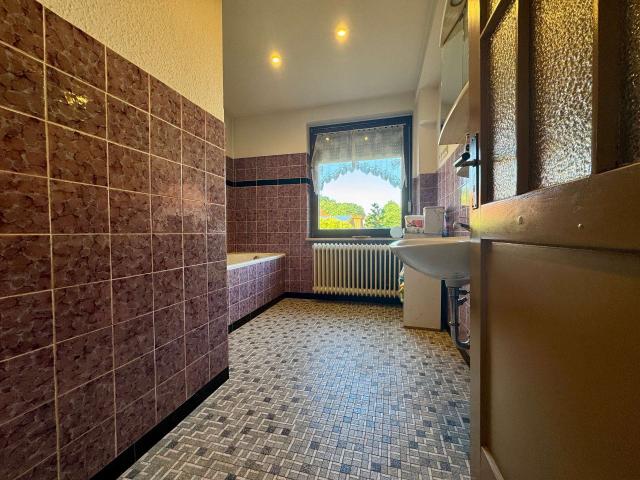 Badezimmer EG