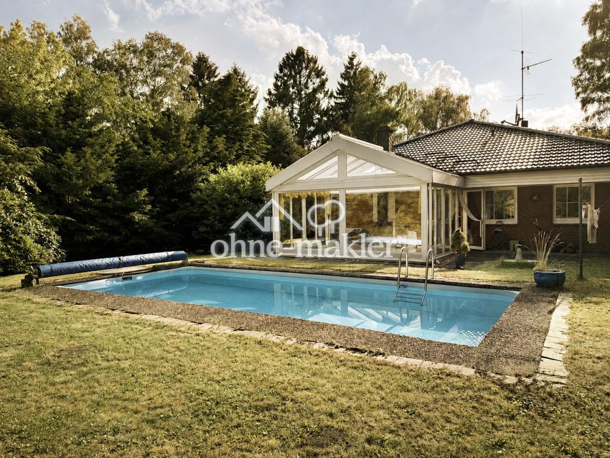 Garten mit Pool