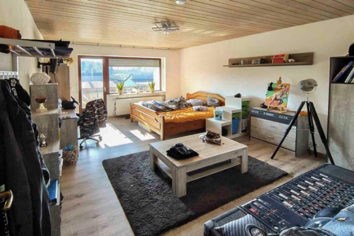 Zimmer 1