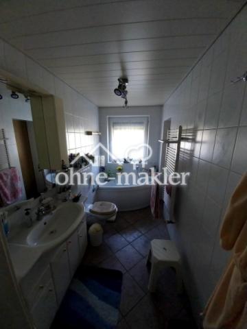Bad EG - mit Badewanne