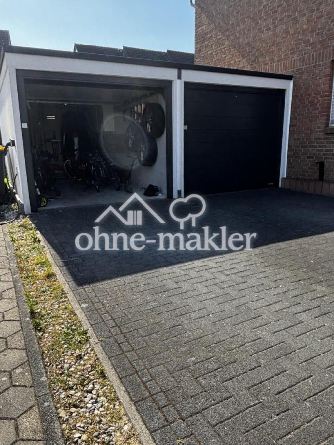 Garage+Stellplatz (nur links)