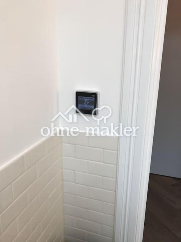 Skylight control w/ rainsense