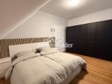 Schlafzimmer Bild 1/2