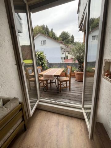 terrassen Zugang OG - KI-generiert