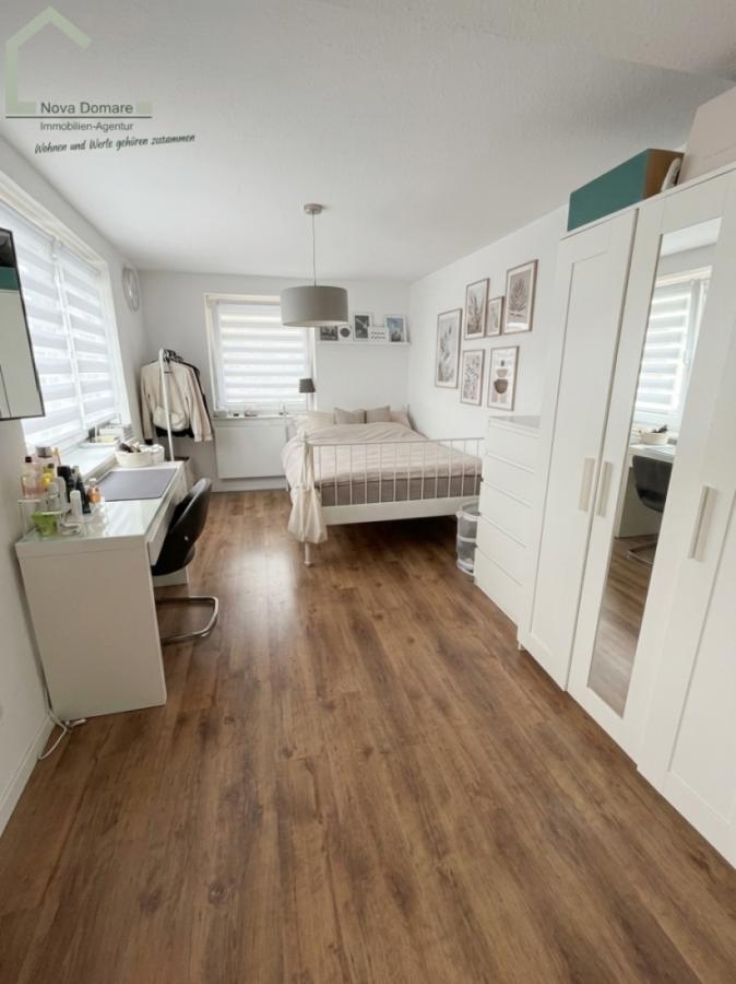 Wohnzimmer OG - KI-generiert