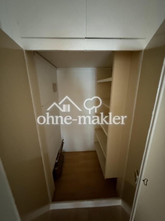 Einbauschrank im Flur