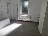 Dusche und Badewanne