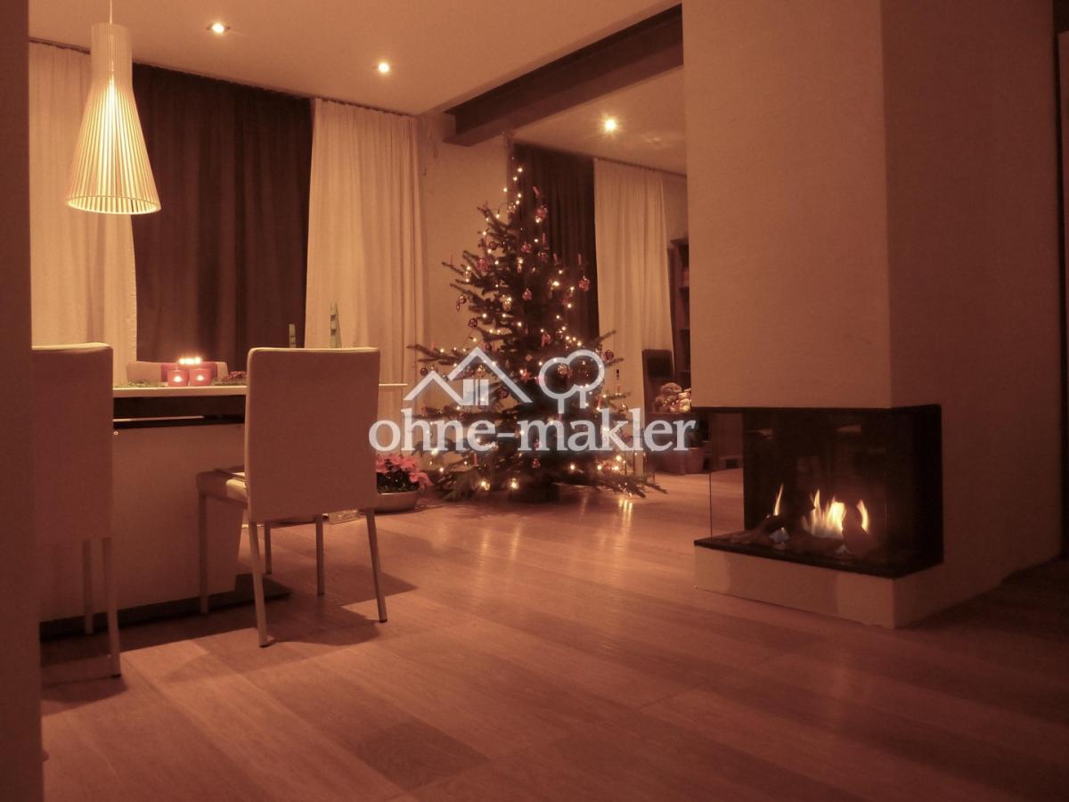 Der Kamin zur Weihnachtszeit 