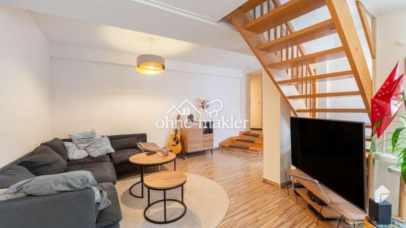 Wohnzimmer (EG)