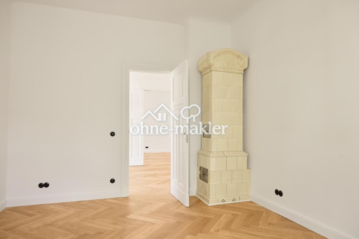 Historischer Kachelofen