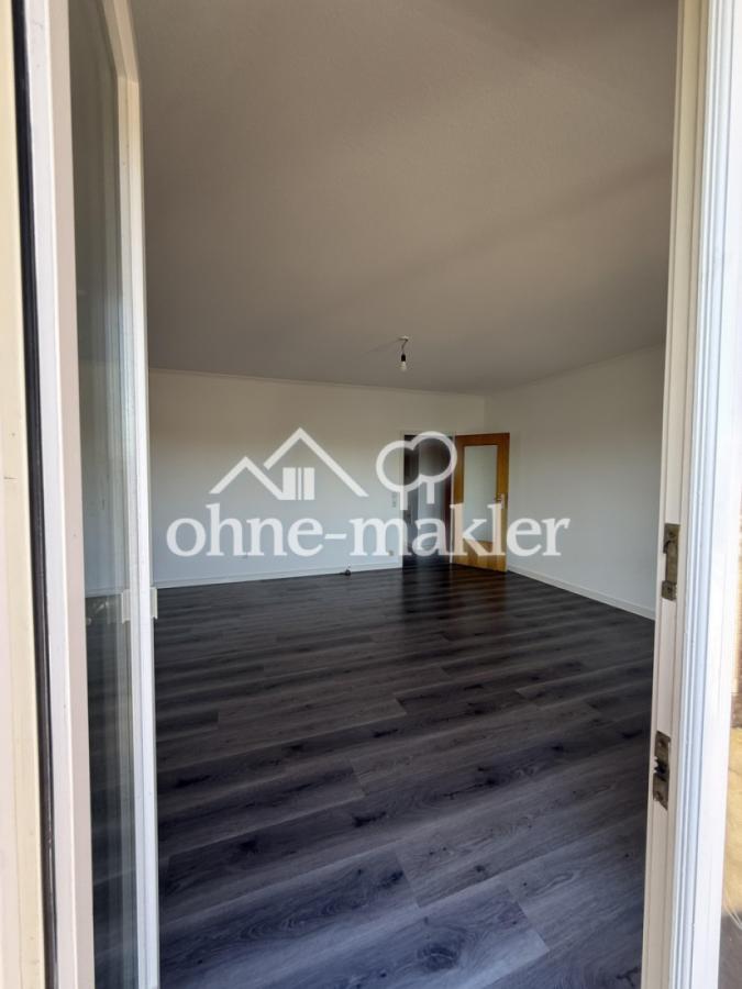 Balkonblick aufs Wohnzimmer