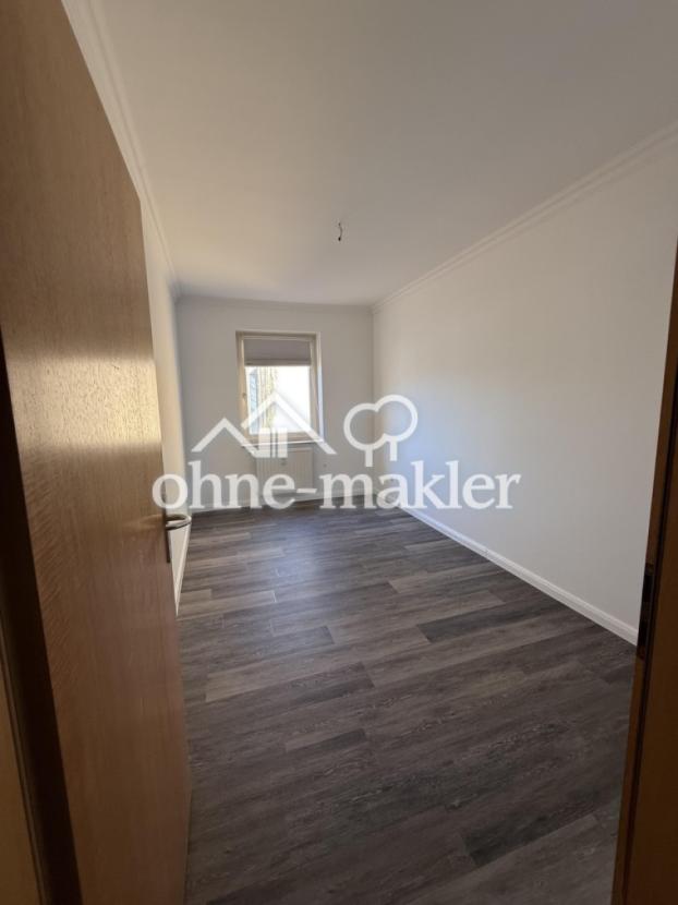 Arbeitszimmer/ Schlafzimmer 2
