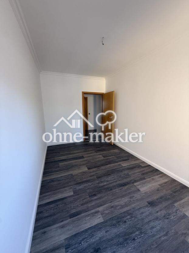 Arbeitszimmer/ Schlafzimmer 2
