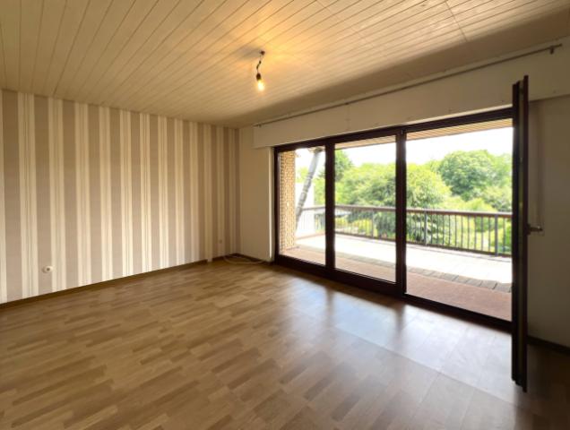 Schlafzimmer mit Balkon