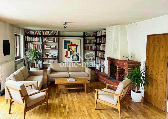 Wohnzimmer (KI Bsp)