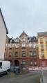 Frontseite und Blick auf Dach