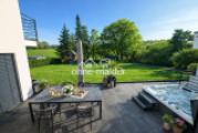 Terrasse mit Whirlpool