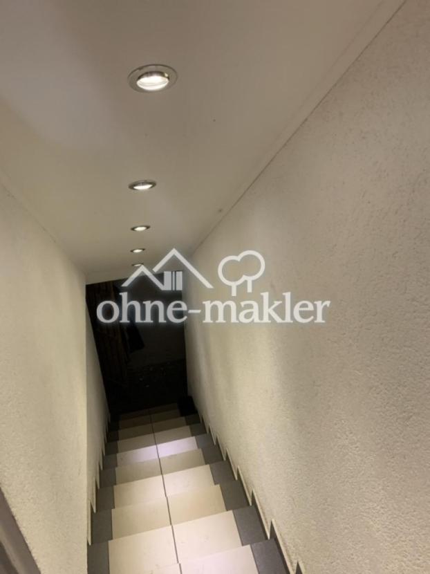 Altbau Abgang Keller Treppe
