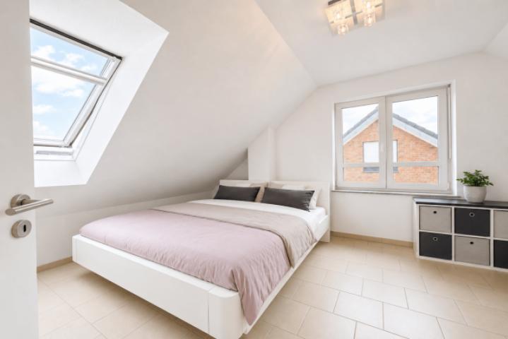 Schlafzimmer DG