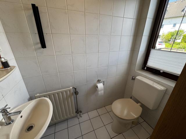 Gäste-WC EG