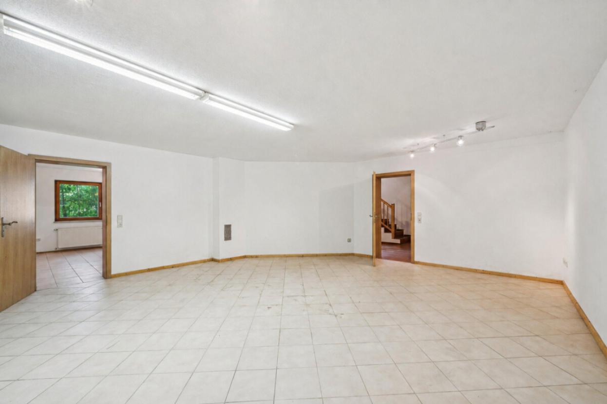 Wohnraum Souterrain