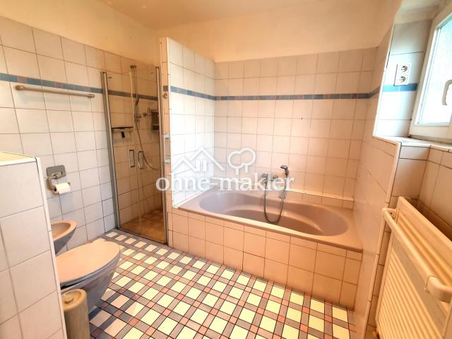 Badezimmer EG