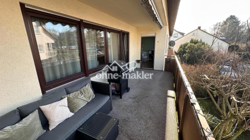Balkon mit el. Markise